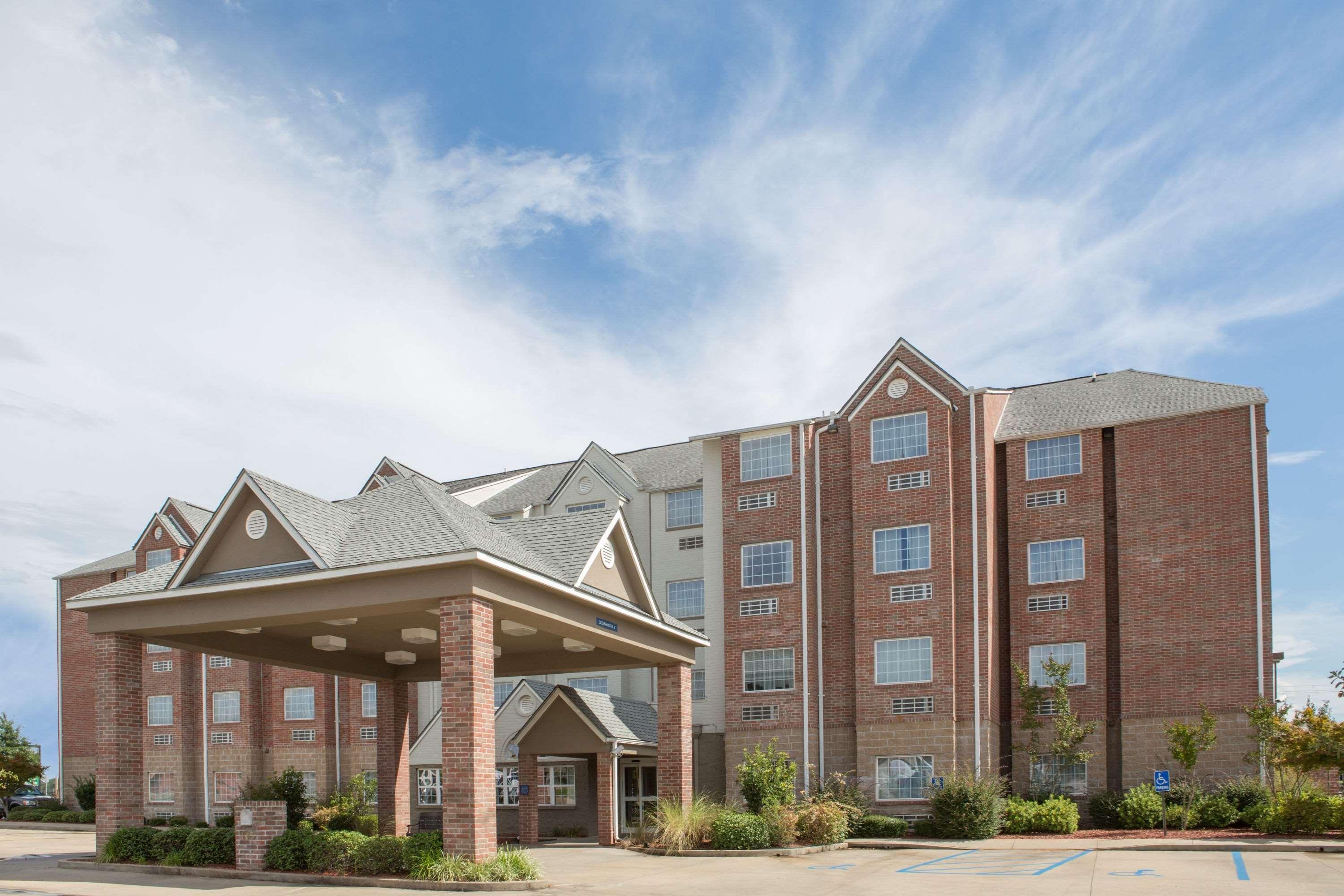 Microtel Inn & Suites By Wyndham Hattiesburg Exterior foto